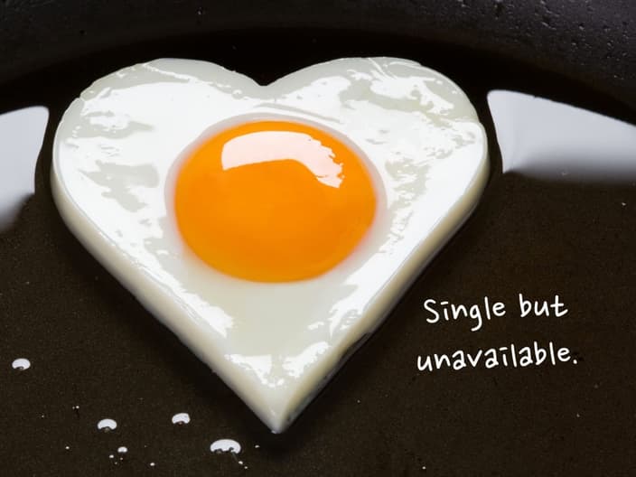 non-sticks pans work because the bonds in PTFE are single bonds and unavailable for bonding with food