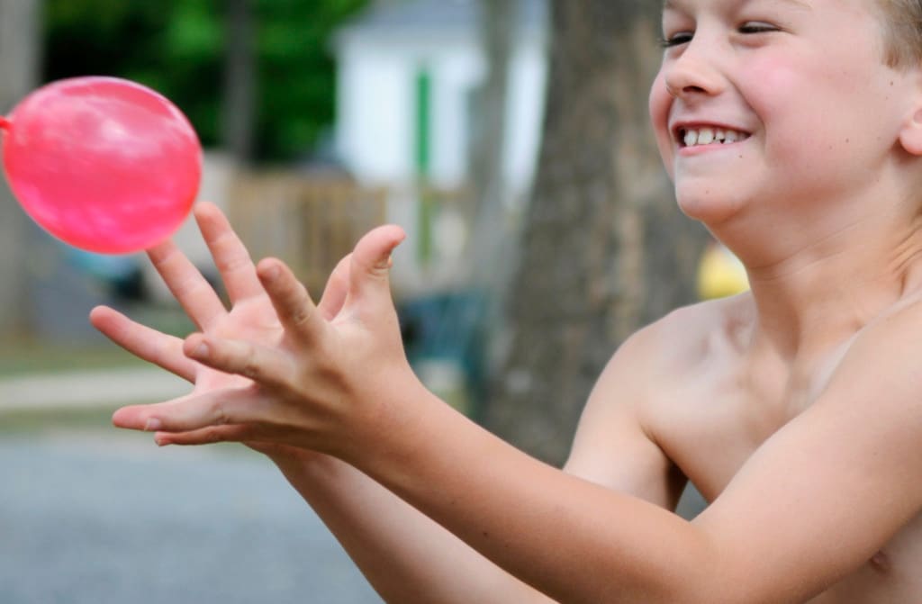 jelly - water balloon analogy