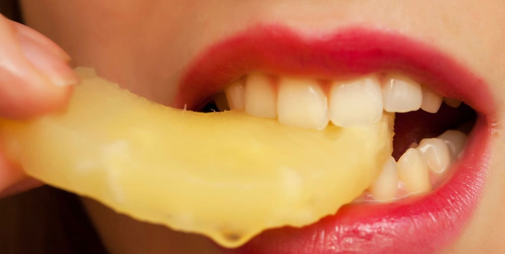 pineapple tongue bromelain proteases iStock_000033643016_Large