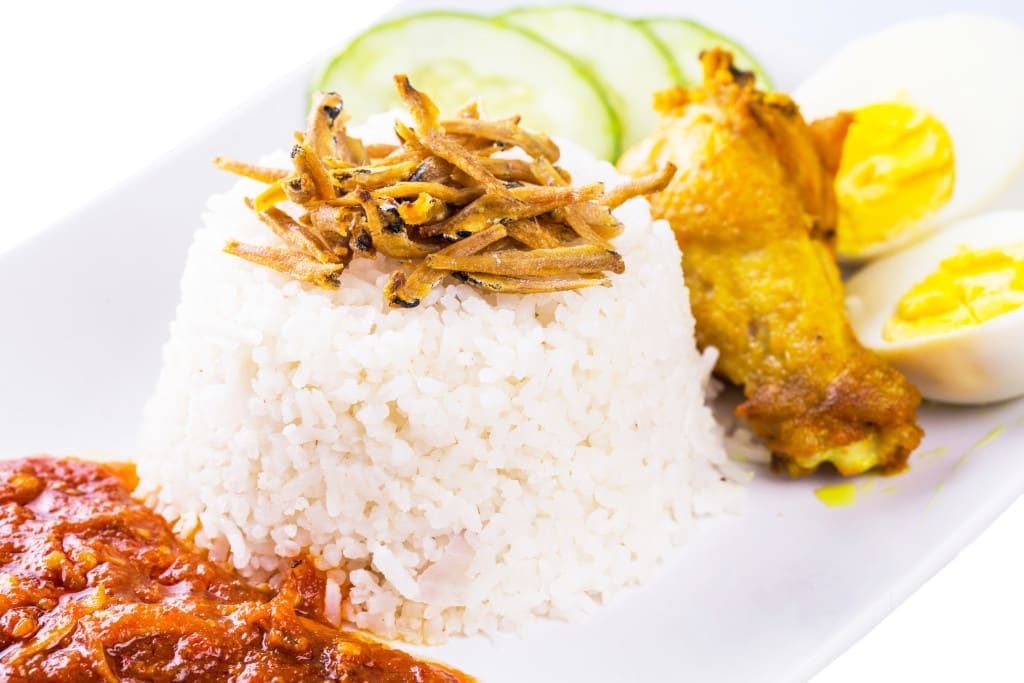 umami flavors using anchovies/ikan bilis on nasi lemak