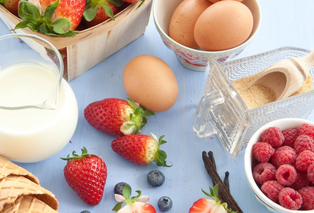 sugar can be used for freezing point depression - Ingredients for preparing ice cream with fresh fruits